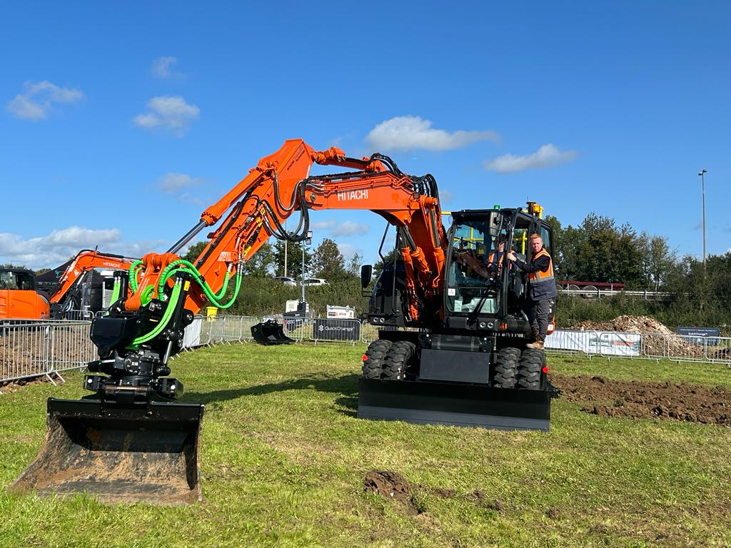 Hitachi and Xwatch - a winning formula for safety